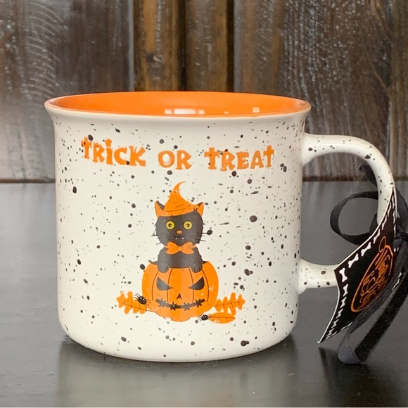 Winifred & Lily Dining Trick Or Treat Witch Cat In Jack Olantern